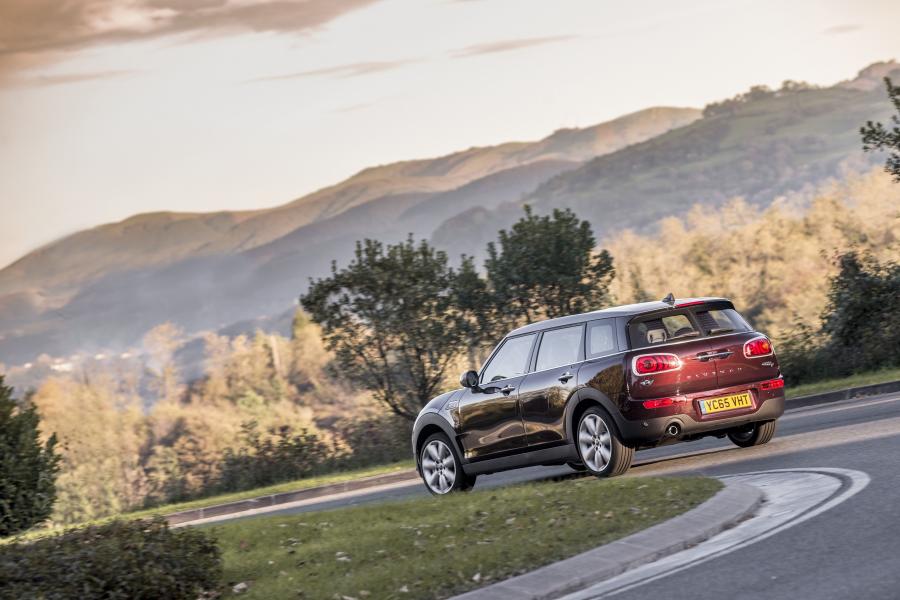  Mini Cooper D Clubman 2015 года  (UK) (фото 78 из 127)